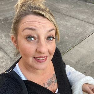 Meet your Posher, Mel